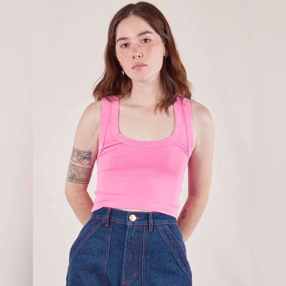 Big Bud Press bedroom tank